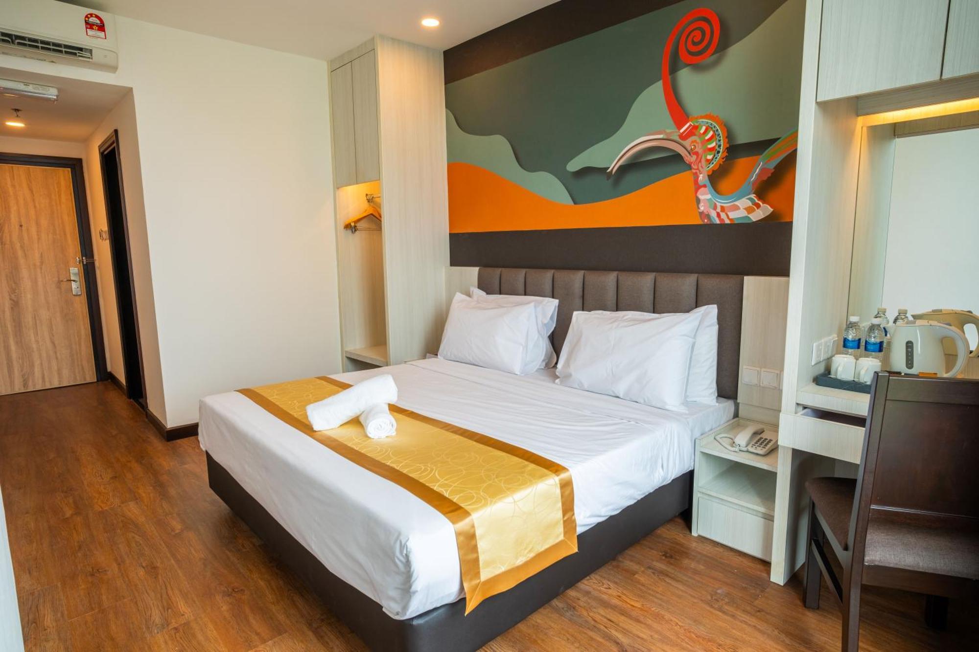 City Rise Hotel Miri Extérieur photo
